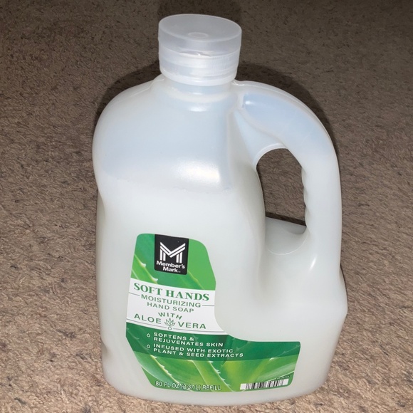Member’s Mark Bath Members Mark Moisturizing Hand Soap Refill Aloe